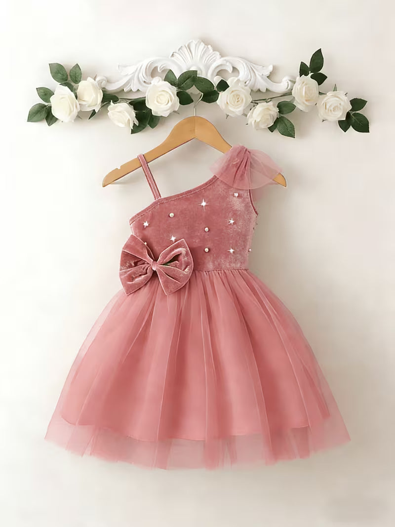Princess Dress for Girls A-Line Dress with One-Shoulder Asymmetrical Design.