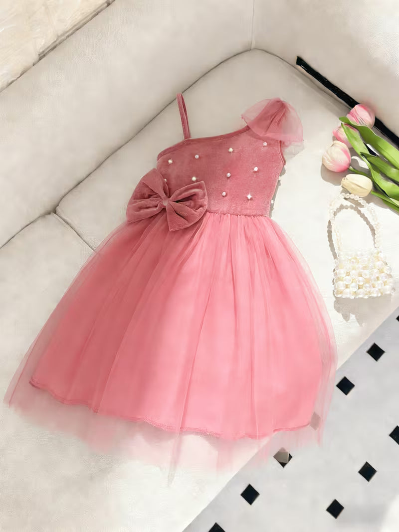 Princess Dress for Girls A-Line Dress with One-Shoulder Asymmetrical Design.