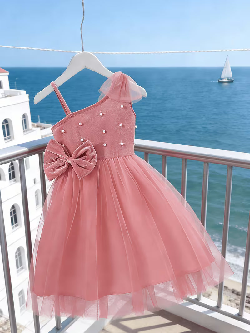 Princess Dress for Girls A-Line Dress with One-Shoulder Asymmetrical Design.