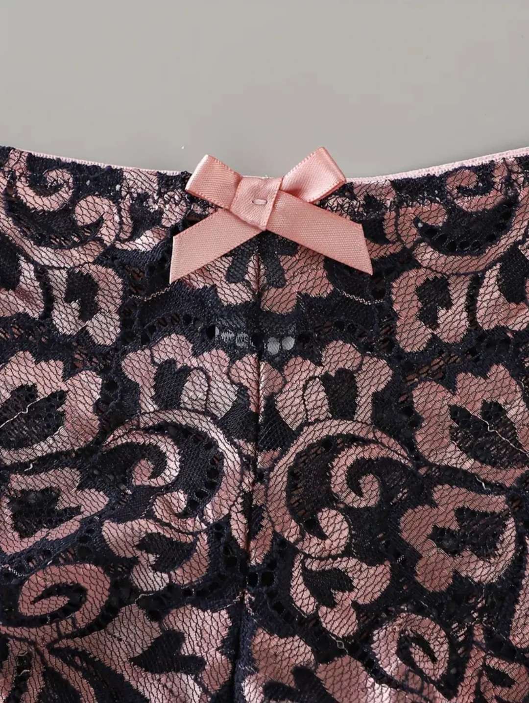 Floral pushup bra and underwear set